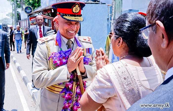 Army Commander Honoured at His Alma Mater